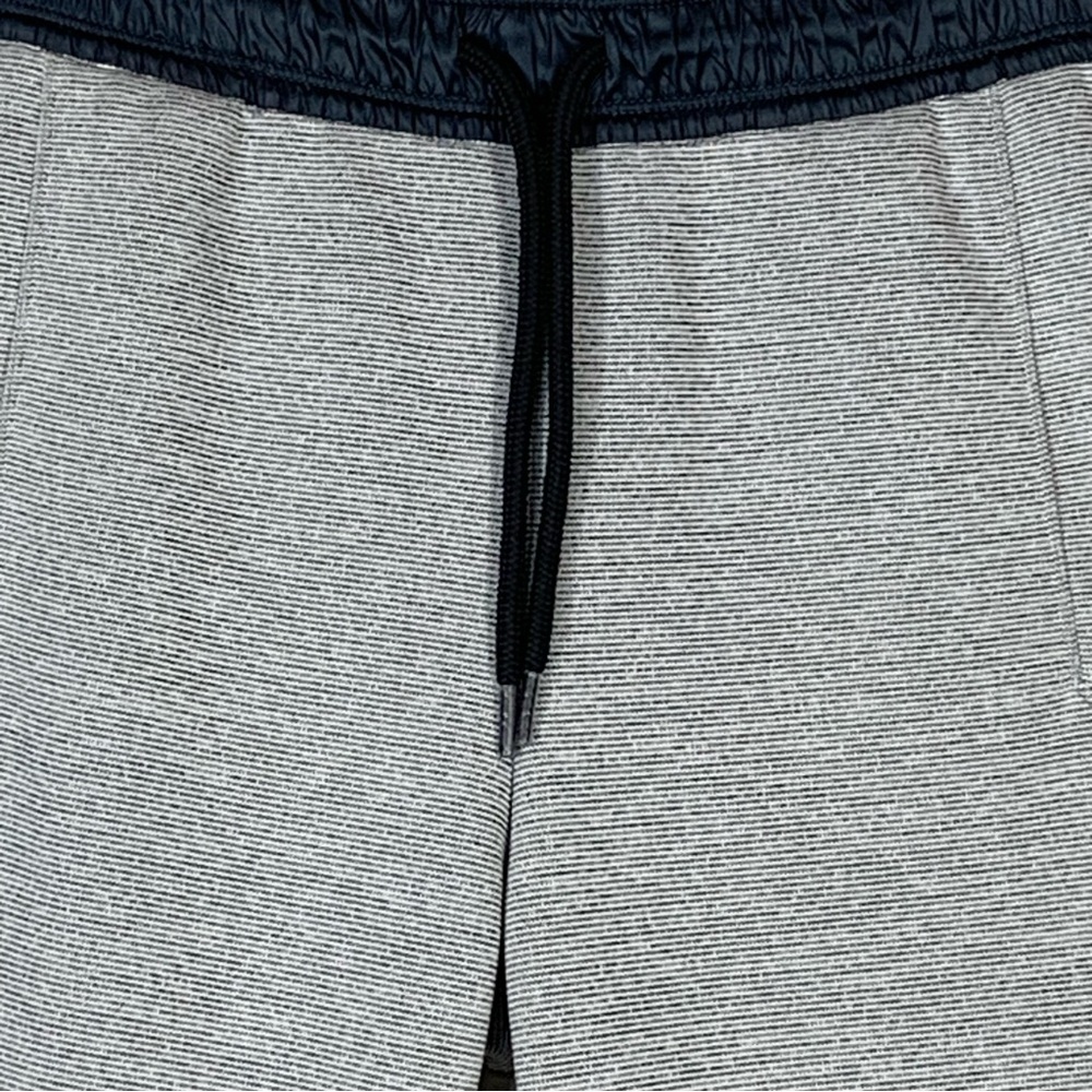 Under Armour Men's Loose Fit Cold Gear Storm Swacket Pants/Joggers - Size Large - Picture 3 of 15